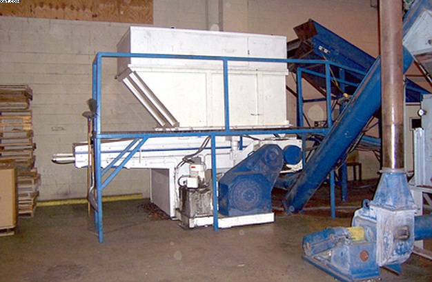 RETECH VECOPLAN Shredder, Model is RG62/125U,